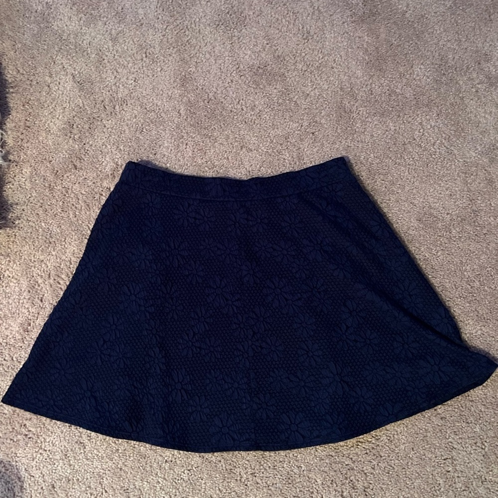 Joe benbasset brand size large juniors navy blue floral skater skirt. - Picture 2 of 5